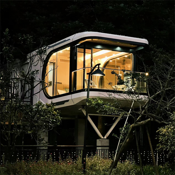 Space Capsule